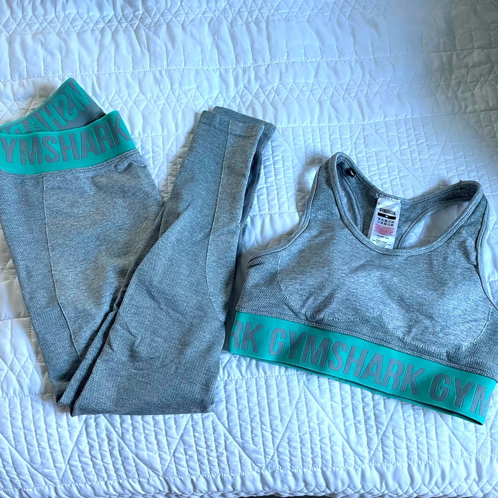 Gym Shark Leggings and Sports Bra Matching Set